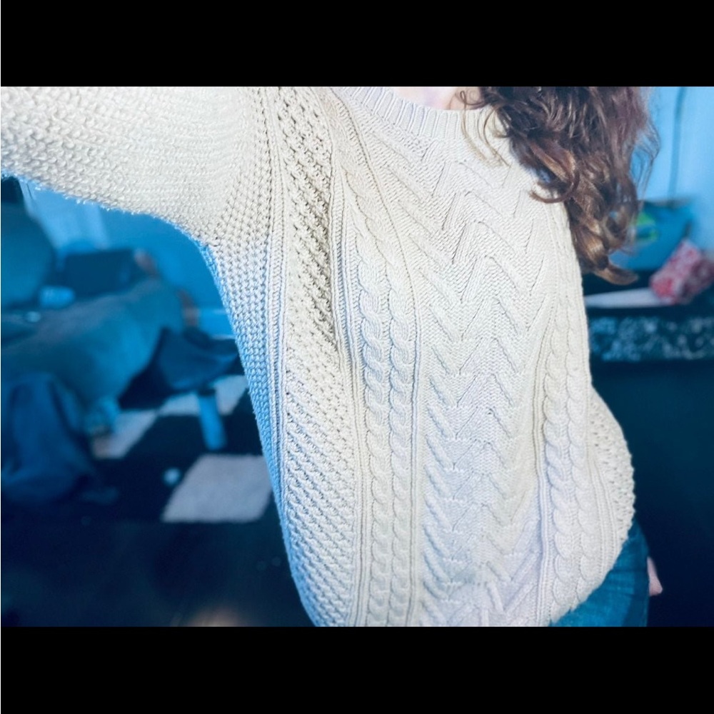 Sweater - Picture 7 of 12